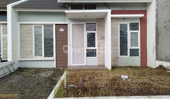 Jual Rumah Full Furnished Hadap Selatan Di Jade Hamlet Gresik 1