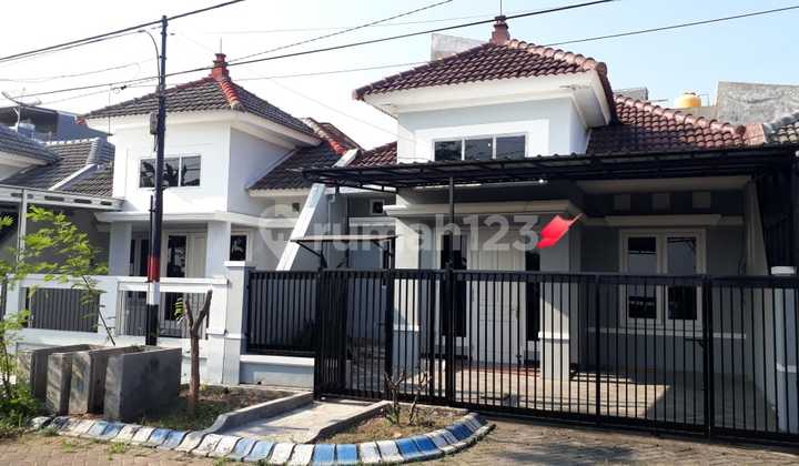 Jual Rumah 1,5 Lantai Pondok Tjandra Jual Rumah 1,5 Lantai Pondok Tjandra