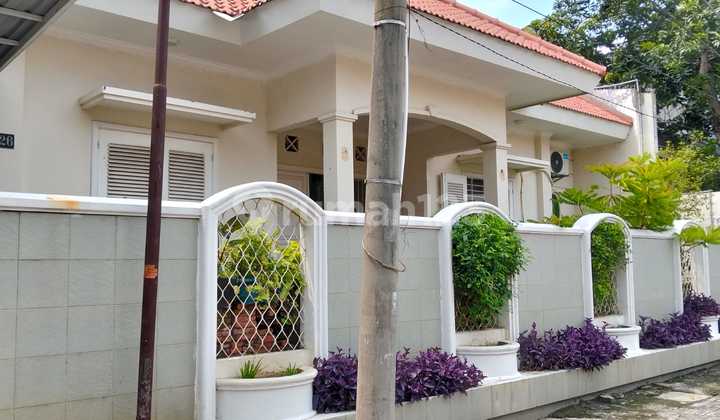 Jual Rumah Hook Bagus Shm Kamar Tidur 4 Di Jl. Tangkuban Prahu 2