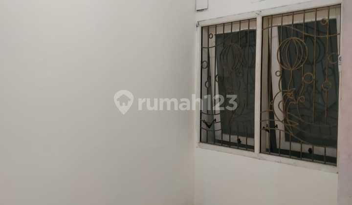 Sewa Rumah Bagus Shm Hadap Selatan Di Medokan Asri 2