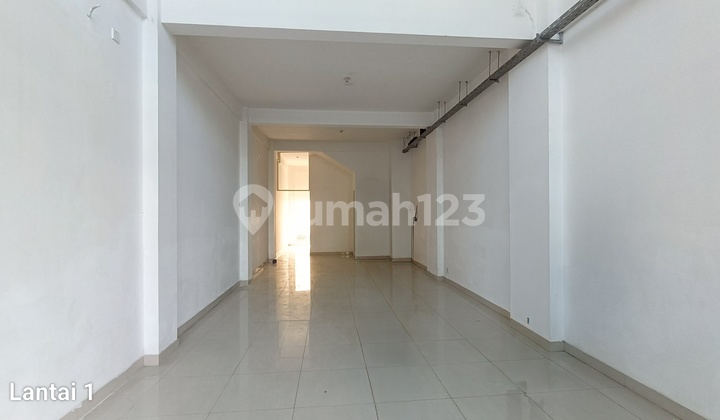 For Rent: 5-Story Ready-to-Use Shop House at Soho Golden Klampis