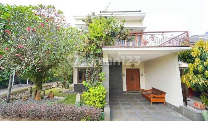 Dijual Cepat Rumah Elegant Posisi Hoek Di Cibubur Country 2