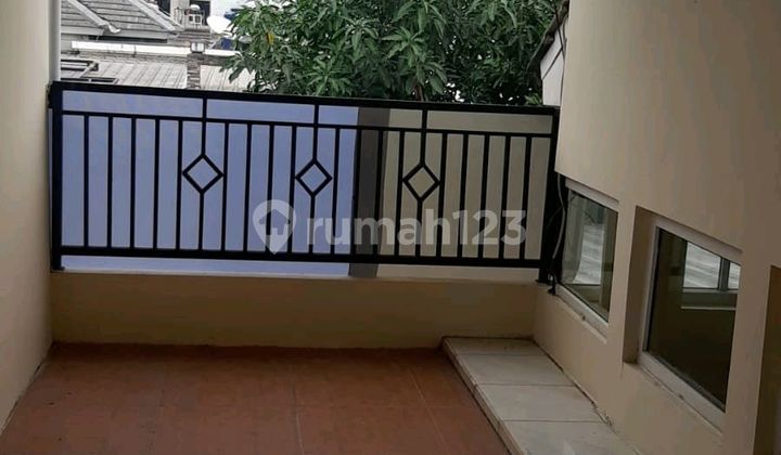 Quick Sale Neat Well-Maintained House in Cibubur Country Quick Sale Neat Well-Maintained House in Cibubur Country