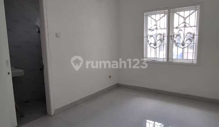 Quick Sale Beautiful Fully Renovated House in Kota Wisata 2