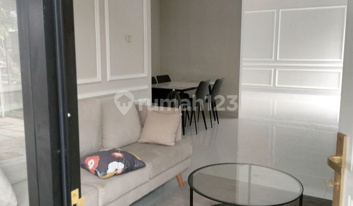 Quick Sale New House Just Renovated Has Comfortable Open Garden In Kota Wisata 2