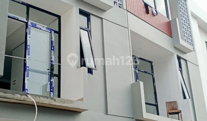 Rumah Bagus di Setiabudi Siap Huni 2