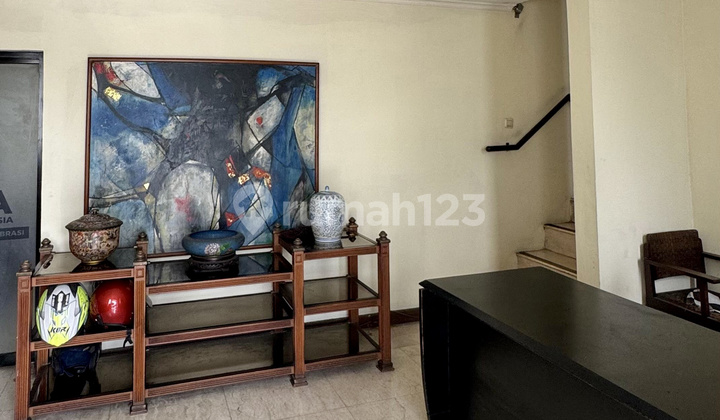 Shop House, 3 Floors, in Tebet