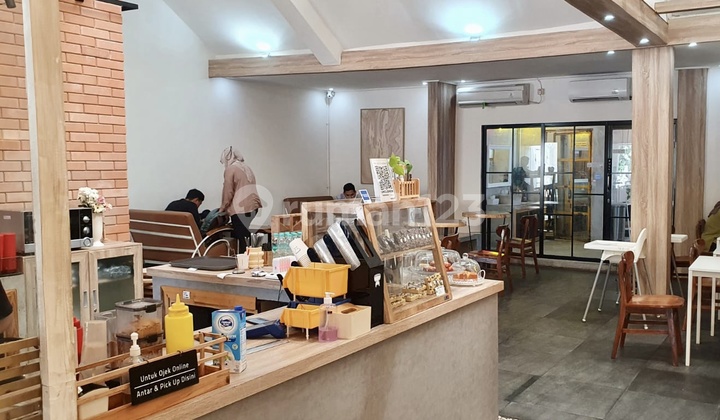 Dijual Rumah Usaha di Tebet 2