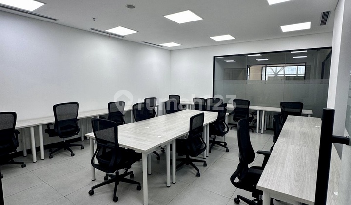 Office Space 40sqm Furnished Di Gatot Subroto Jakarta Selatan