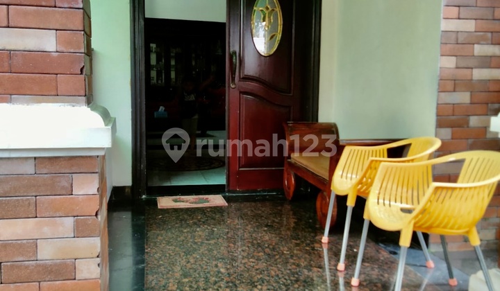 Rumah Butuh Minim Renovasi di Tebet Rumah Butuh Minim Renovasi di Tebet