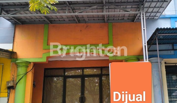 STRATEGIC SHOPHOUSE IN THE REGENCY AREA 1