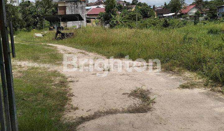 LAHAN DATAR  RATA SIAP BANGUN DI KAMPUNG TIMUR 1