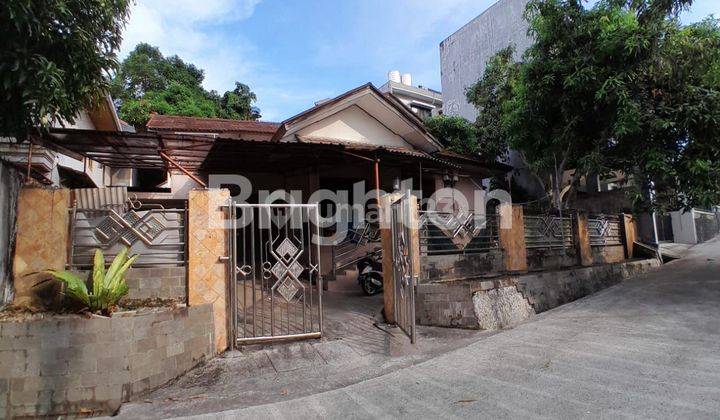 RUMAH STRATEGIS NYAMAN HUNI DI PUPUK 