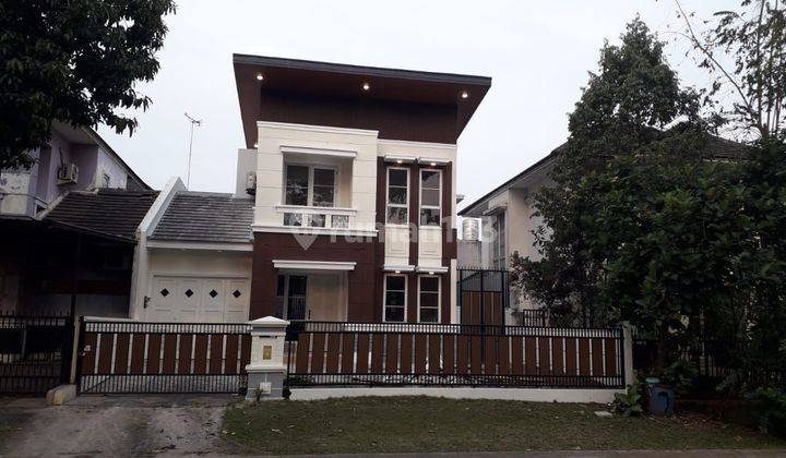 Dijual Cepat Rumah Bagus Siap Huni di Jalan Boulevard Kota Wisata 1