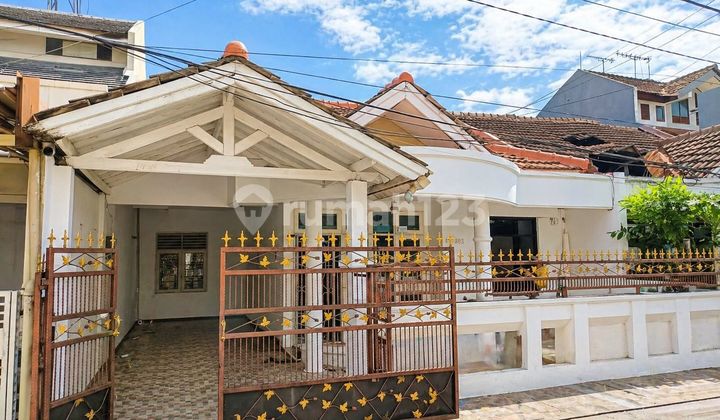 Rent Beautiful Neat Ready-to-Occupy House in Galaxy Bekasi