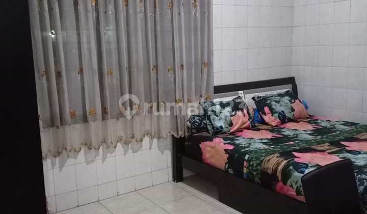 Dijual rumah kost di Perumnas 1 Bekasi