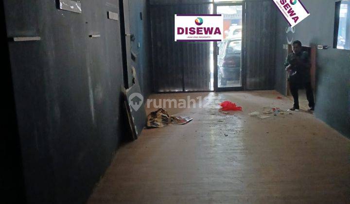 Disewakan Ruko 2 Lantai Kondisi Bagus Eks Barbershop di Jatiasih 1
