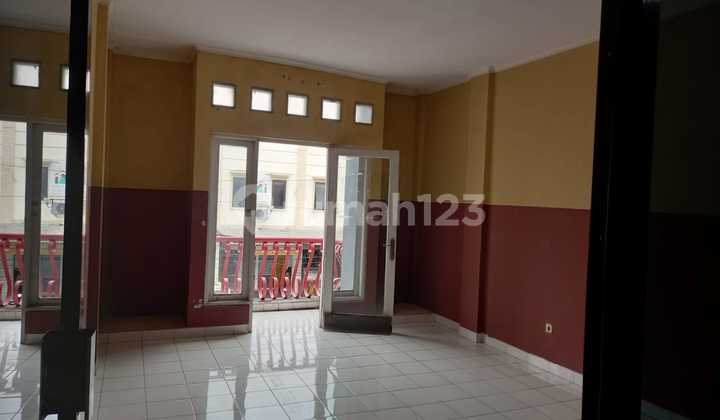 For sale: 2-story shophouse, Pekayon villa.