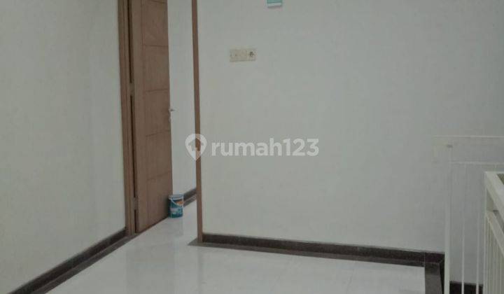  Rumah  Ready 2lantai Rungkut Surabaya Siap Huni Shm 2