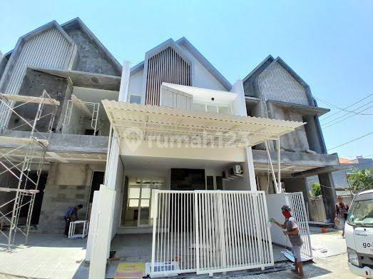 Rumah siap huni 2lantai SHM manyar tirtoyoso 1