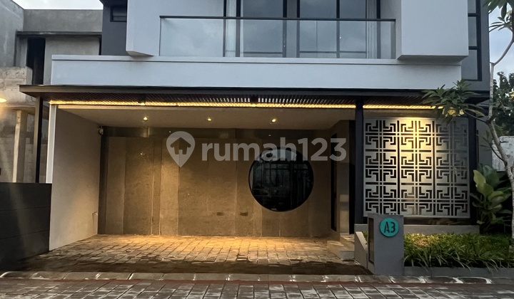 Rumah Mewah Free Furnished Dekat Ugm Di Mlati Sleman Yogya