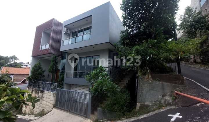 Jual Rumah Mewah Murah SHM di Tumpang Gajahmungkur Semarang 1