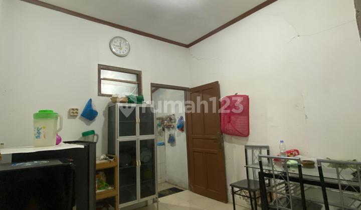 Sell House Fast Below Market Price in Srinindito Area, West Semarang 2