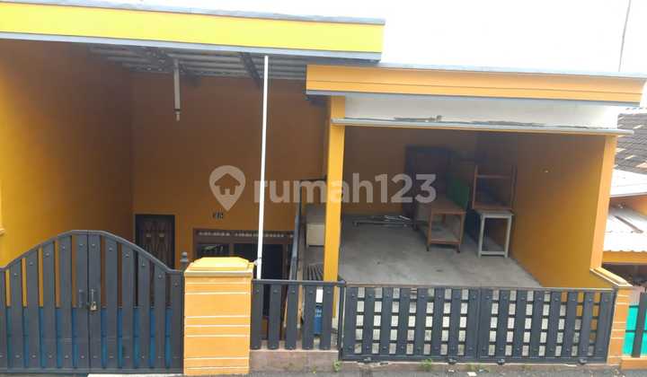 Sell House Fast Below Market Price in Srinindito Area, West Semarang 1