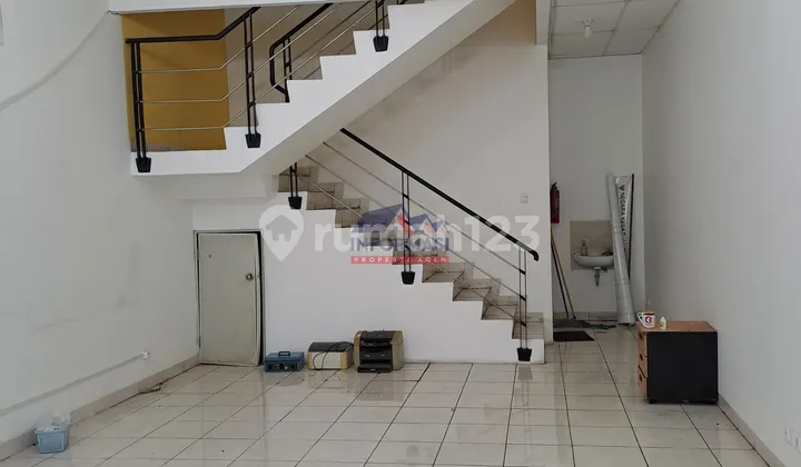 For Rent 3-Story Shop House Taman Aries West Jakarta