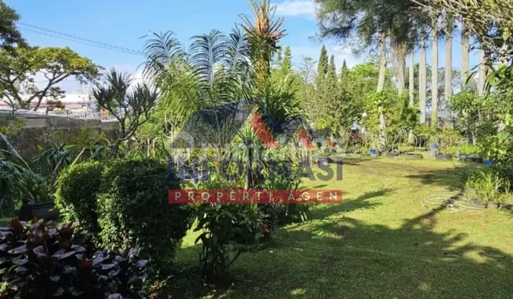 Villa Bagus Akses Pinggir Jalan Besar Puncak Cipanas Cianjur Jawa Barat