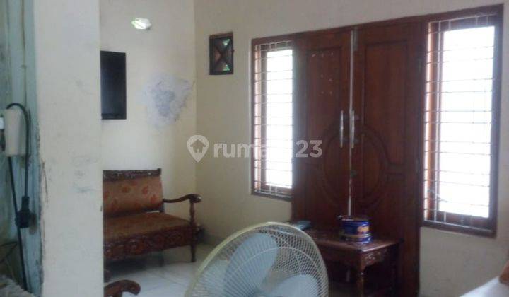 Dijual rumah lama area Pramuka Jakarta Pusat , ,bagus untuk tempat tingal /inventasi  NJOP 6.5 M an Dijual 7.5 M nego 1