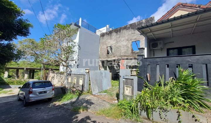 Rumah Konsep Vila Dijual Di Nusa Dua Bali ,luas Tanah 140 M2,,butuh Renovasi Harga 850jutaego