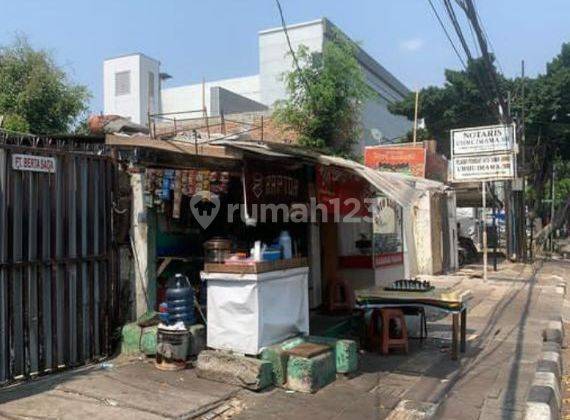 Ruang usaha cocok untuk Alfamidi , Indomaret dll, di jalan utama Pramuka Jakarta pusat luas tanah 160m  harga 5.5 Milyar 1