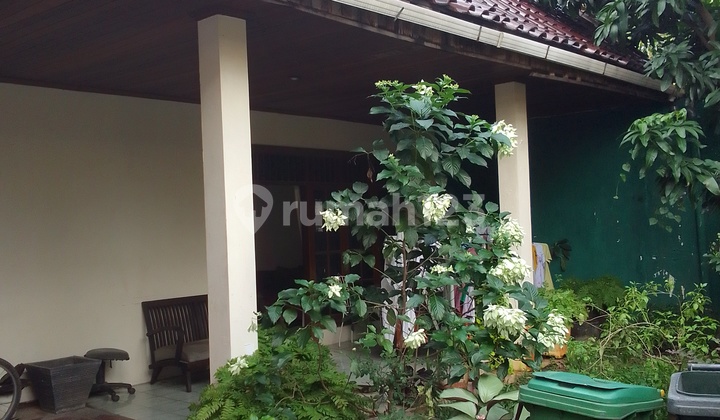 Rumah Bagus 2 Lantai Tanah Luas 246m, Area Condet Kramat Jati Jakarta Timur Harga 3.5 M Nego