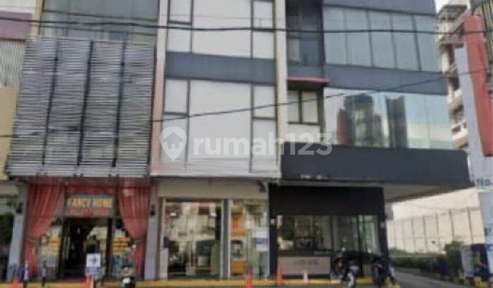 4-Story Ex-Bank Shop House for Rent, Strategic Location in Mampang, South Jakarta 1