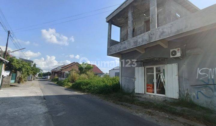 Ruko Bagus 100 m2 SHM Tepi Jalan Ramai di Kartasura Sukoharjo 2