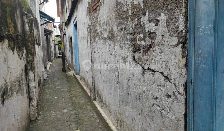 Tanah SHM 430 m² Tepi Jalan Slamet Riyadi di Pasar Kliwon Solo 1