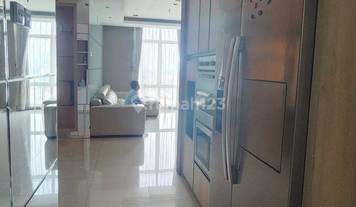 Apartemen Roxy Mas 2 Kamar Tidur Bagus Furnished 1