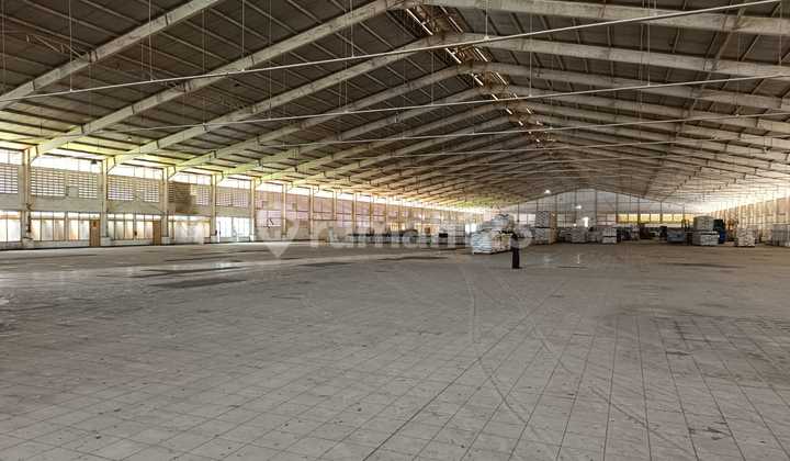 Industrial Warehouse for Rent in Jatake 2.2ha, Lb 9240m2