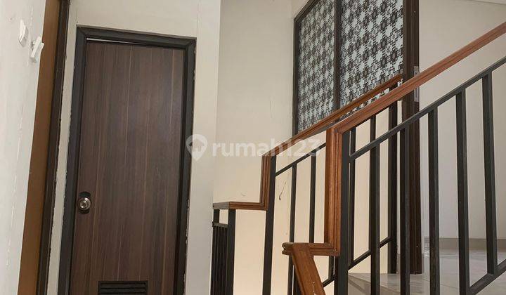 Rumah 2 Lantai Shm Baru Di Yasmin Bogor  2