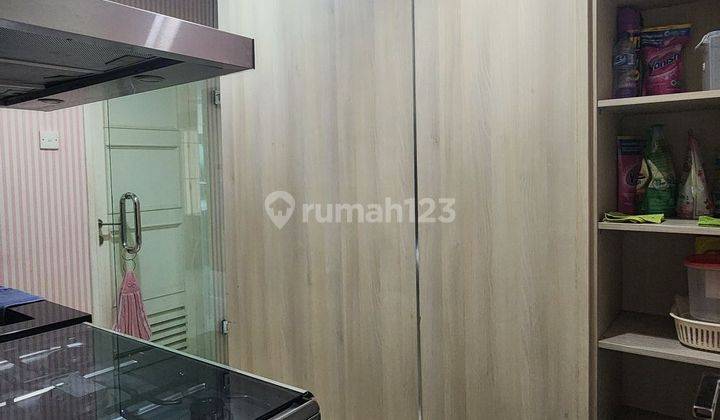 Apartemen Roxy Mas 2 Kamar Tidur Bagus Furnished 2