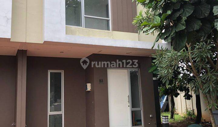 Disewakan Rumah Malibu Hoek Semi Furnished 1