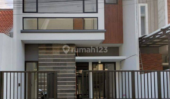 Rumah Klampis minimalis modern 2lantai baru gress 1