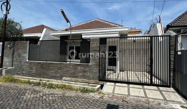 Rumah Manyar Minimalis Siap Huni 1