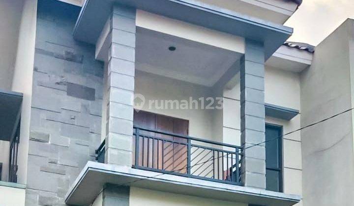 Dijual rumah lokasi di pejaten, Jakarta selatan 1