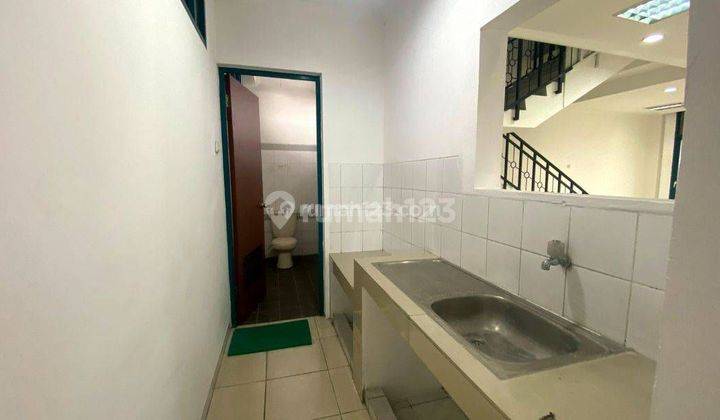 Disewa Ruko Bagus di Plaza 3 TB Simatupang, Jakarta Selatan 2