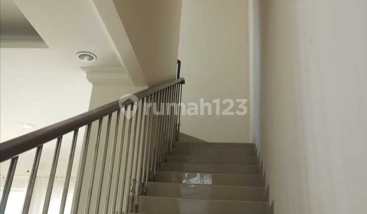 Rumah 2 Lantai Rapih Luas 144 Siao Huni Di Citra Gran Cibubur 2