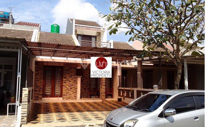 Rumah 2 lantai rapih siap huni di The Address Cibubur 1