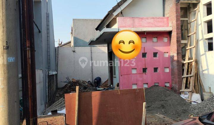 Rumah 1 lantai siap huni dan sudah renovasi di Cibubur Country 2