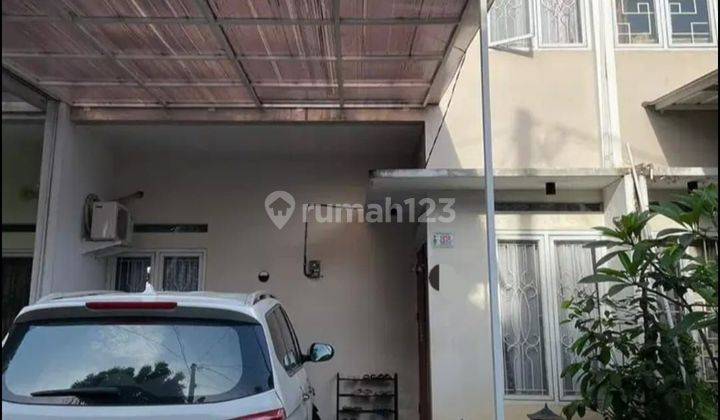 Rumah 2 lantai di dalam perumahan Jatiasih Bekasi 1